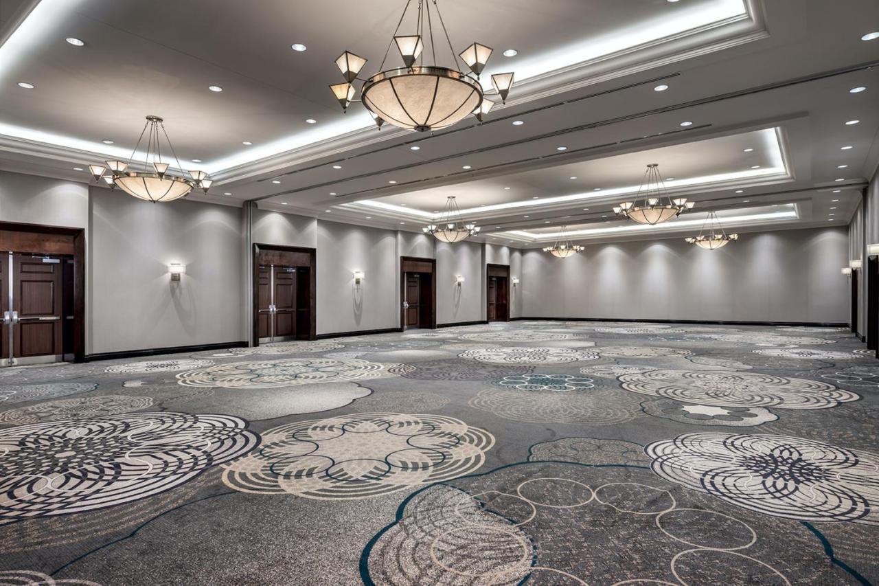 Sheraton Toronto Airport Hotel & Conference Centre Екстериор снимка