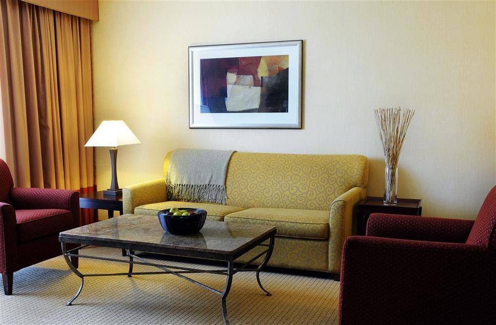Sheraton Toronto Airport Hotel & Conference Centre Стая снимка