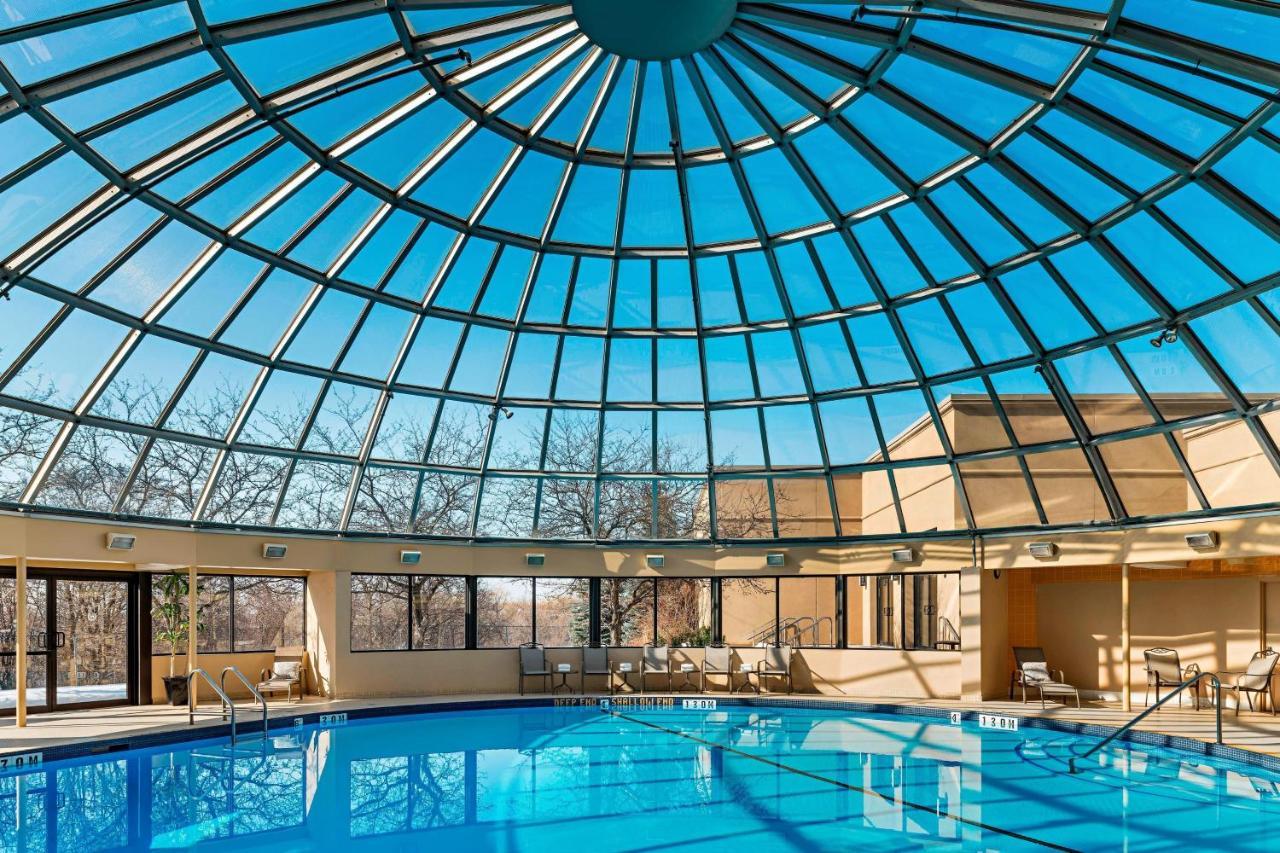 Sheraton Toronto Airport Hotel & Conference Centre Екстериор снимка