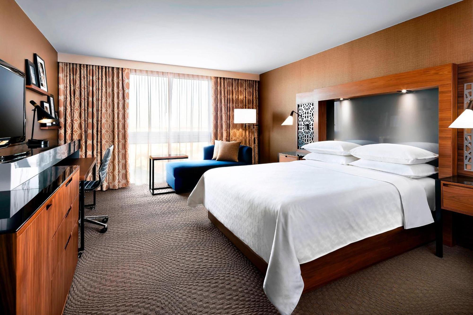 Sheraton Toronto Airport Hotel & Conference Centre Екстериор снимка
