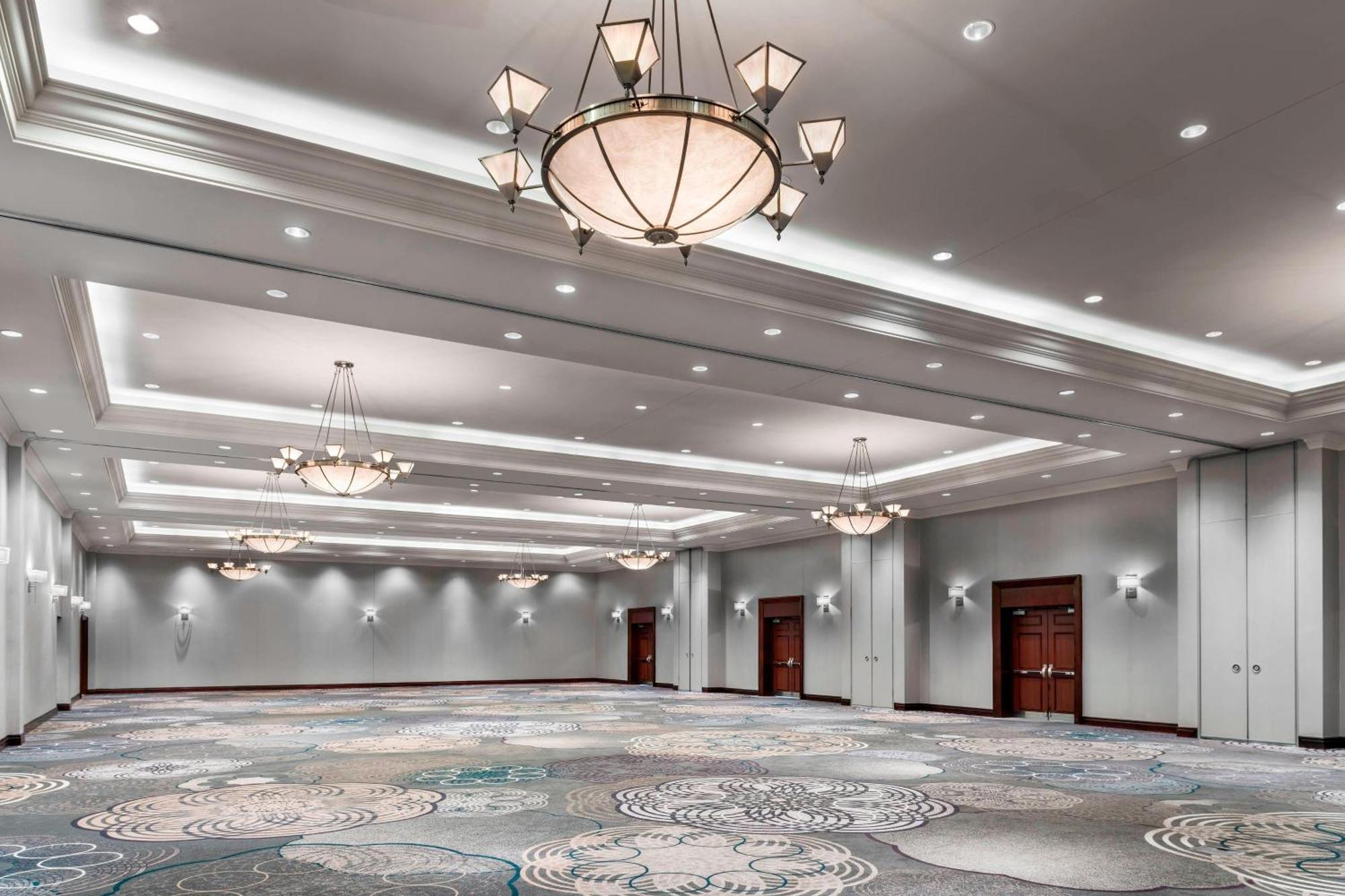 Sheraton Toronto Airport Hotel & Conference Centre Екстериор снимка