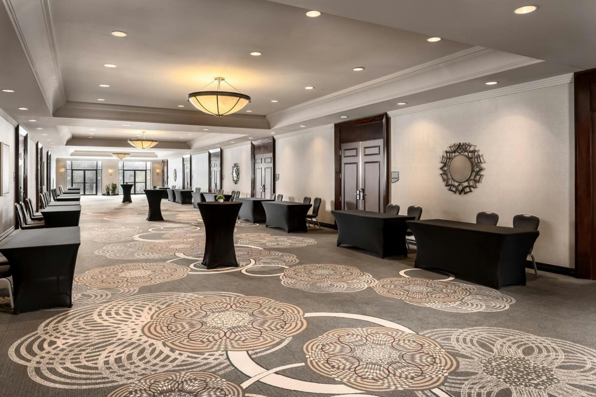 Sheraton Toronto Airport Hotel & Conference Centre Екстериор снимка