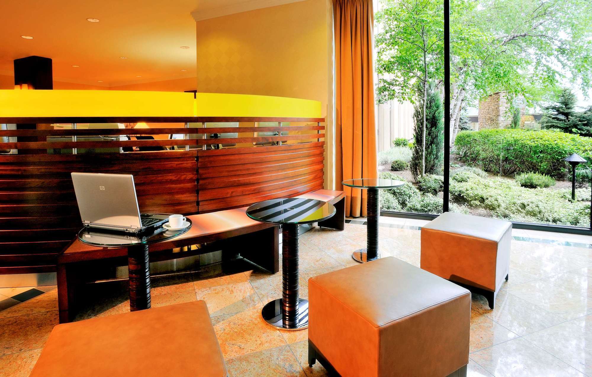 Sheraton Toronto Airport Hotel & Conference Centre Екстериор снимка